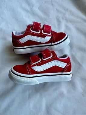 Vans Toddler Red Velcro Skate Sneakers Sz 4 Toddler